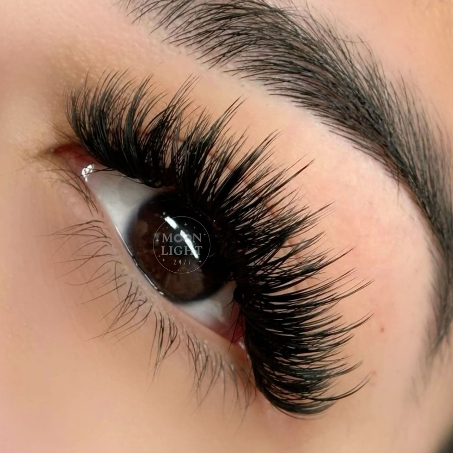 24/7 Moonlight Nails & Lashes